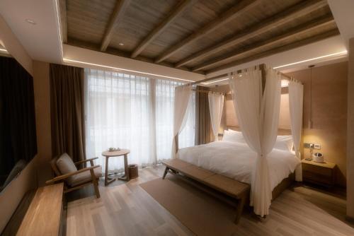 shishe spring designer homestay