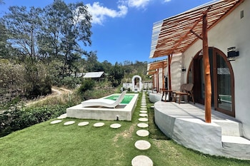 Felysia Villa Iii,,3 star