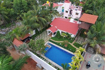 Pearl Paradise,,2 star