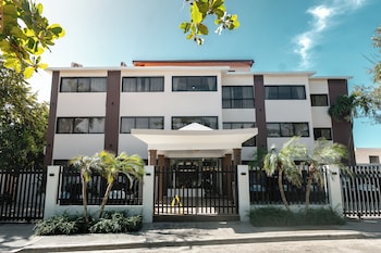 ocean winds hotel