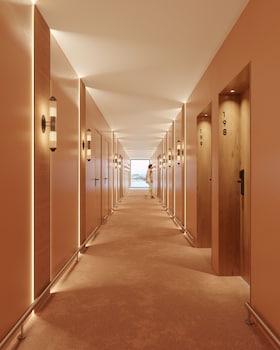 upon harbor seixal bay hotel