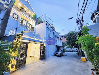 Duong Cat Loi  Homestay,,2 star