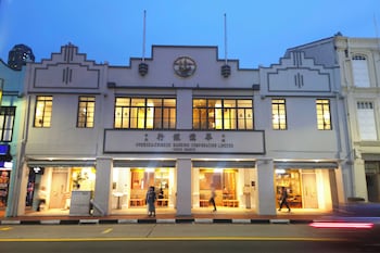 beat 1932 hostel at chinatown