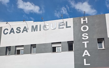 hostal casa miguel marbella