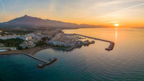 hostal casa miguel marbella