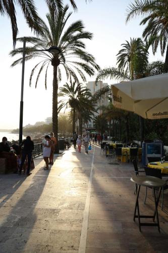 hostal casa miguel marbella