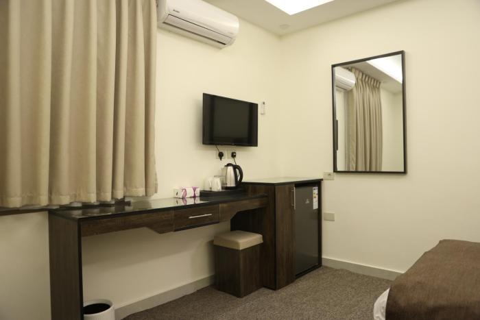 petra brothers hotel