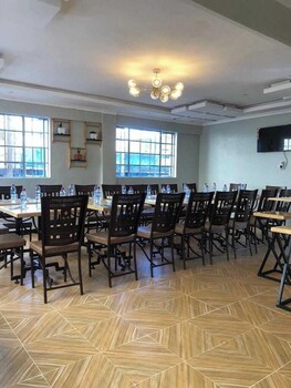 mt everest hotel kisii