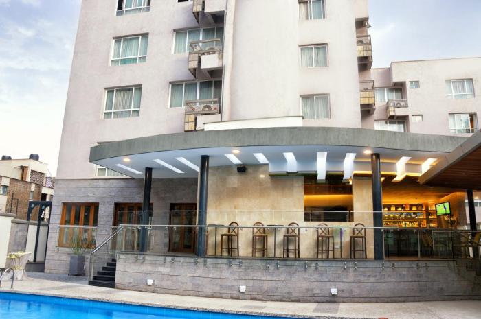 the zehneria hotel