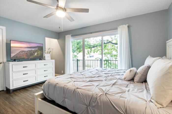 our cove retreat perfect for wave free swimming tanning and prime location fun