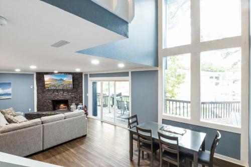 our cove retreat perfect for wave free swimming tanning and prime location fun