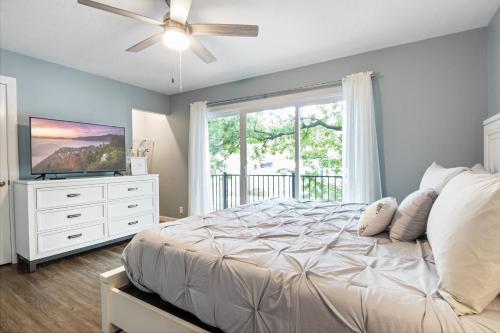 our cove retreat perfect for wave free swimming tanning and prime location fun