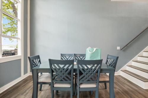 our cove retreat perfect for wave free swimming tanning and prime location fun