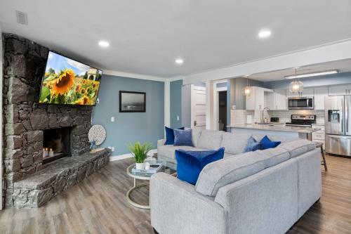 our cove retreat perfect for wave free swimming tanning and prime location fun