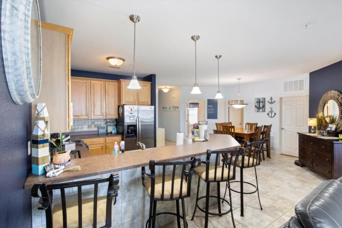 nautical inspired lakefront unit w awesome views