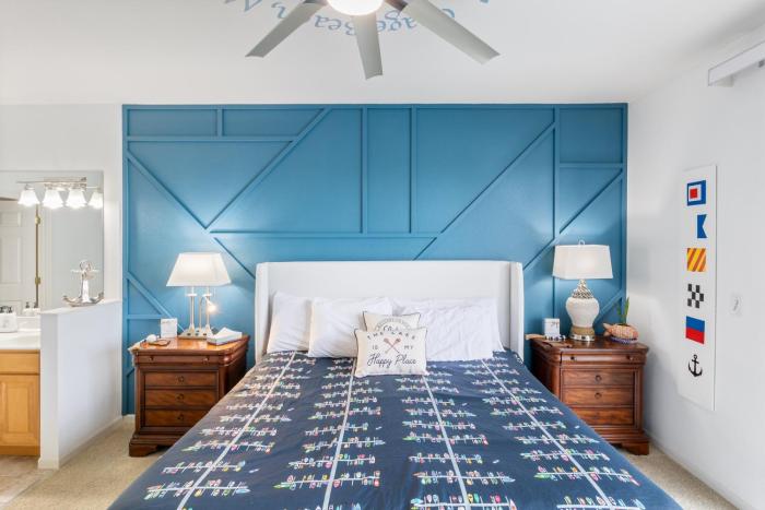 nautical inspired lakefront unit w awesome views