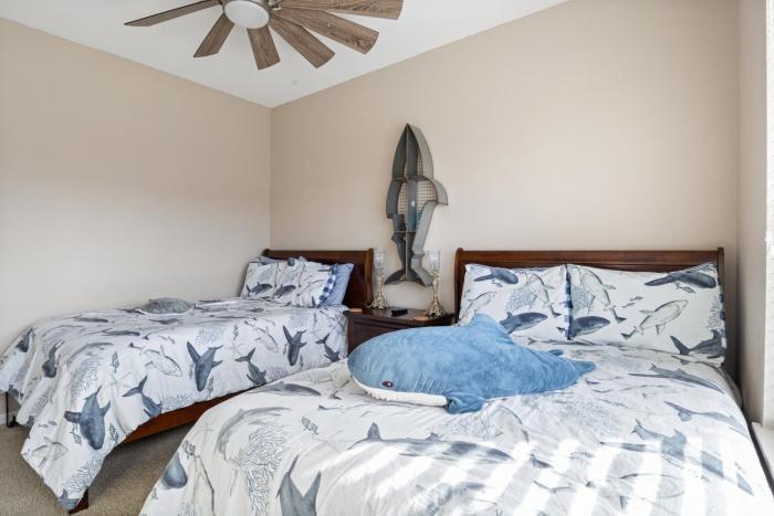 nautical inspired lakefront unit w awesome views