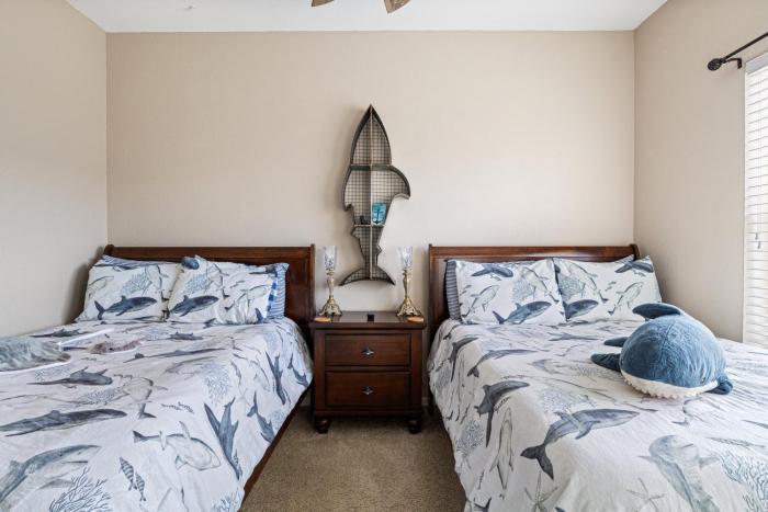 nautical inspired lakefront unit w awesome views