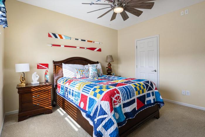 nautical inspired lakefront unit w awesome views
