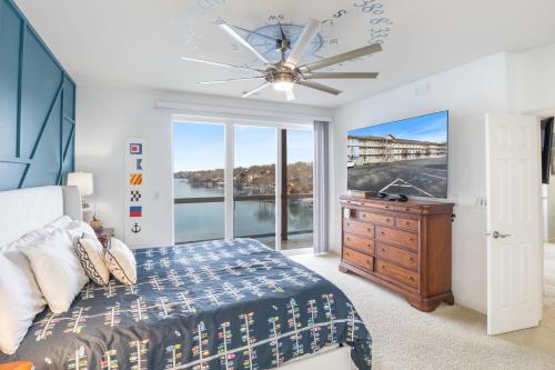 nautical inspired lakefront unit w awesome views