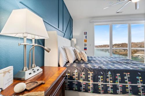 nautical inspired lakefront unit w awesome views