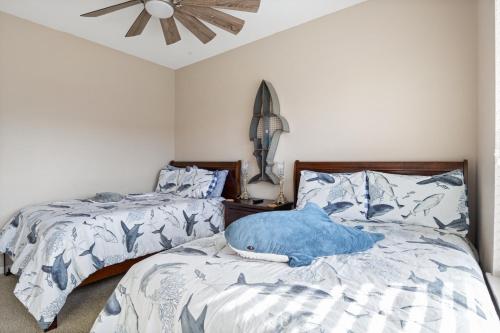 nautical inspired lakefront unit w awesome views