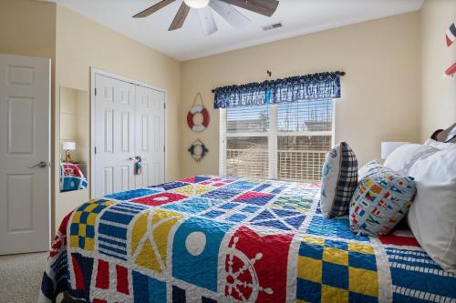 nautical inspired lakefront unit w awesome views