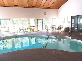Amazing Lakefront Pool On Coveted Horseshoe Bend!,,2 star
