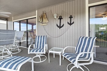 lazydays pet friendly condo w pool and slip at 3m