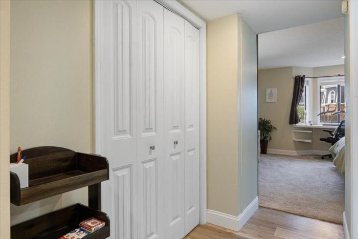 lakefront osage beach condo workspace w pool views