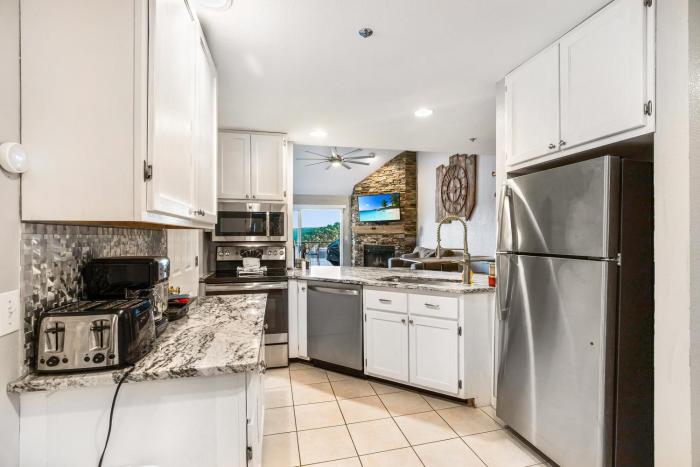 penthouse living in the heart of the state park