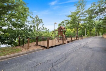 lakefront 1st floor condo screened patio pools and courts