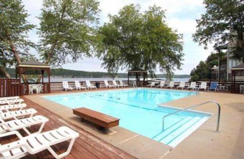 poolside condo with amazing lake views and design