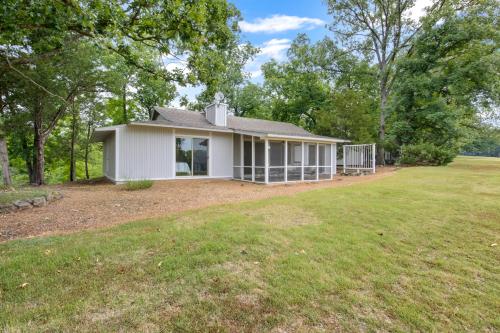 perfect resort retreat close to everything
