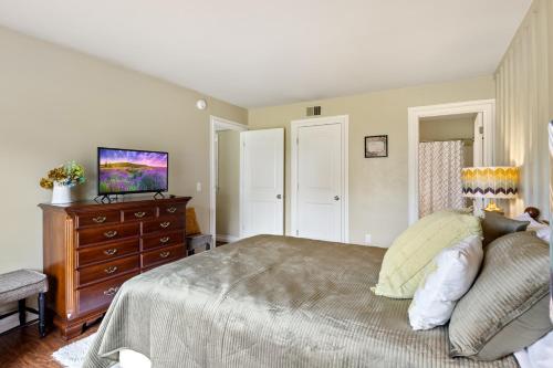 perfect resort retreat close to everything