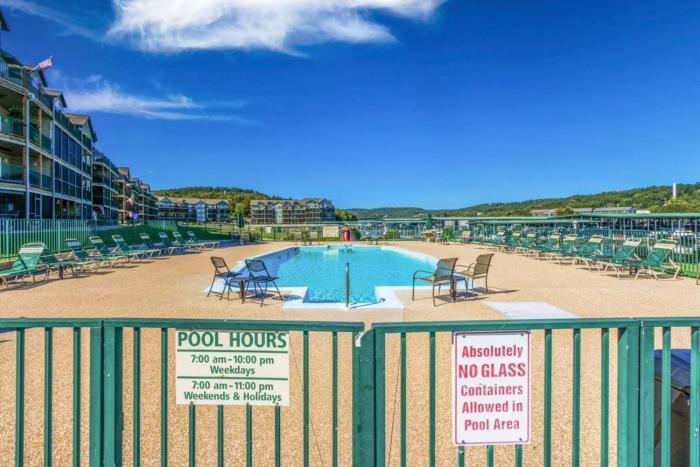 family friendly fishing and fun w 2 pools views boat slip and launch
