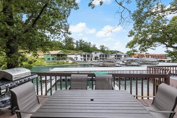 our cove retreat perfect for wave free swimming tanning and prime location fun