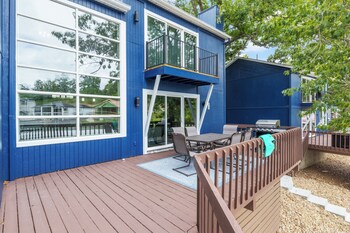 our cove retreat perfect for wave free swimming tanning and prime location fun