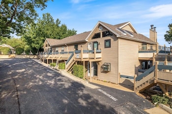 amazing main channel views with screened balcony