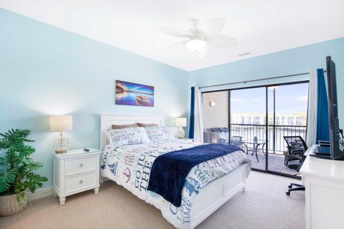 amazing main channel views with screened balcony