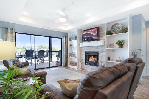 amazing main channel views with screened balcony