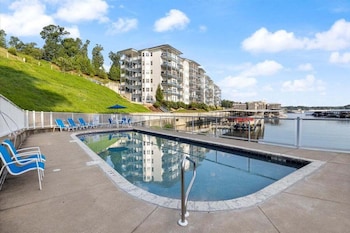 serene lake view and easy access to local delights