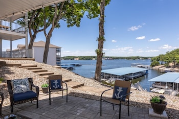 pet friendly condo at mm 19 w boat slip and lake views