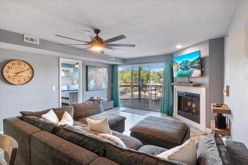 lakeview condo w 2 pools and beach family fun awaits at 21mm