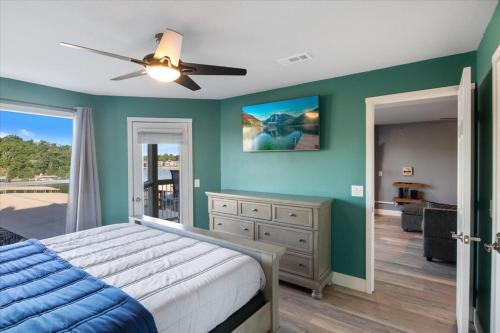 lakeview condo w 2 pools and beach family fun awaits at 21mm