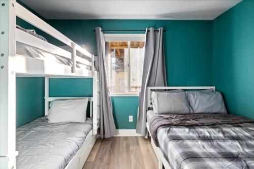 lakeview condo w 2 pools and beach family fun awaits at 21mm