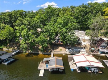 pet friendly a frame w private dock and great lake views