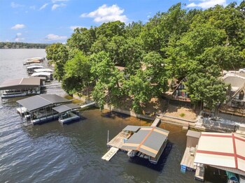 pet friendly a frame w private dock and great lake views