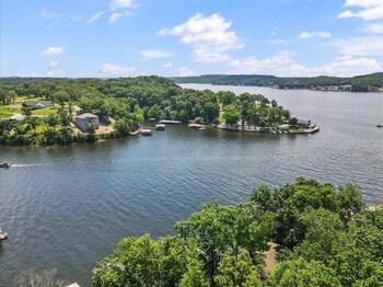 pet friendly a frame w private dock and great lake views