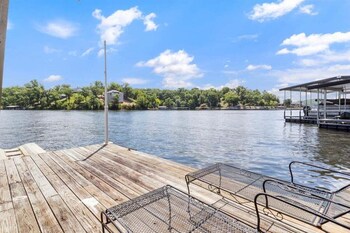 pet friendly a frame w private dock and great lake views